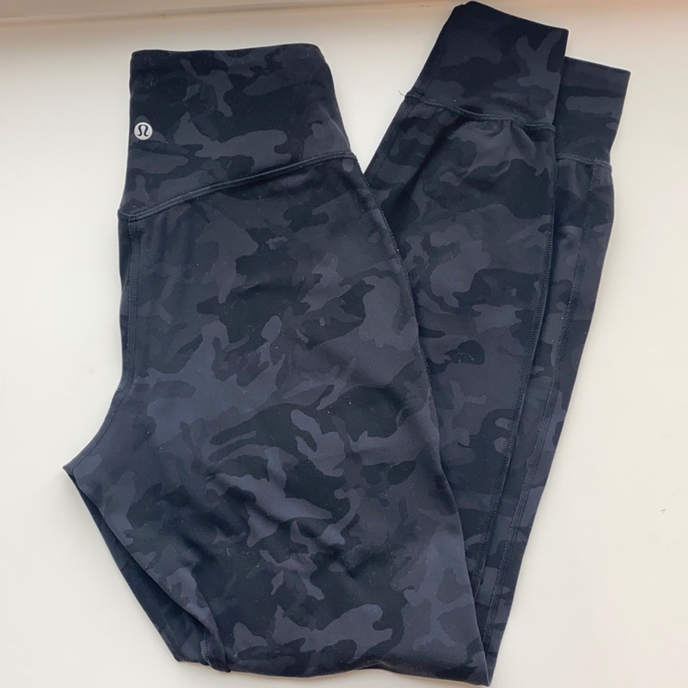 Lululemon Align Joggers (black camo)